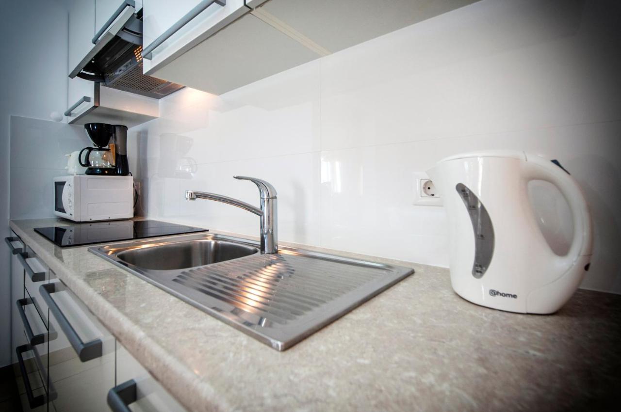 Apartments And Rooms Camaiore Rovinj Extérieur photo